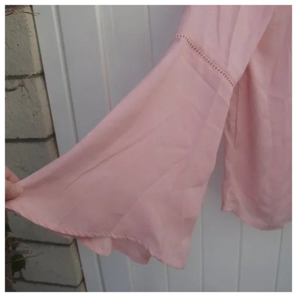 No Comment Soft Blush Pastel Pink Peasant Blouse Med NEW - Picture 2 of 3